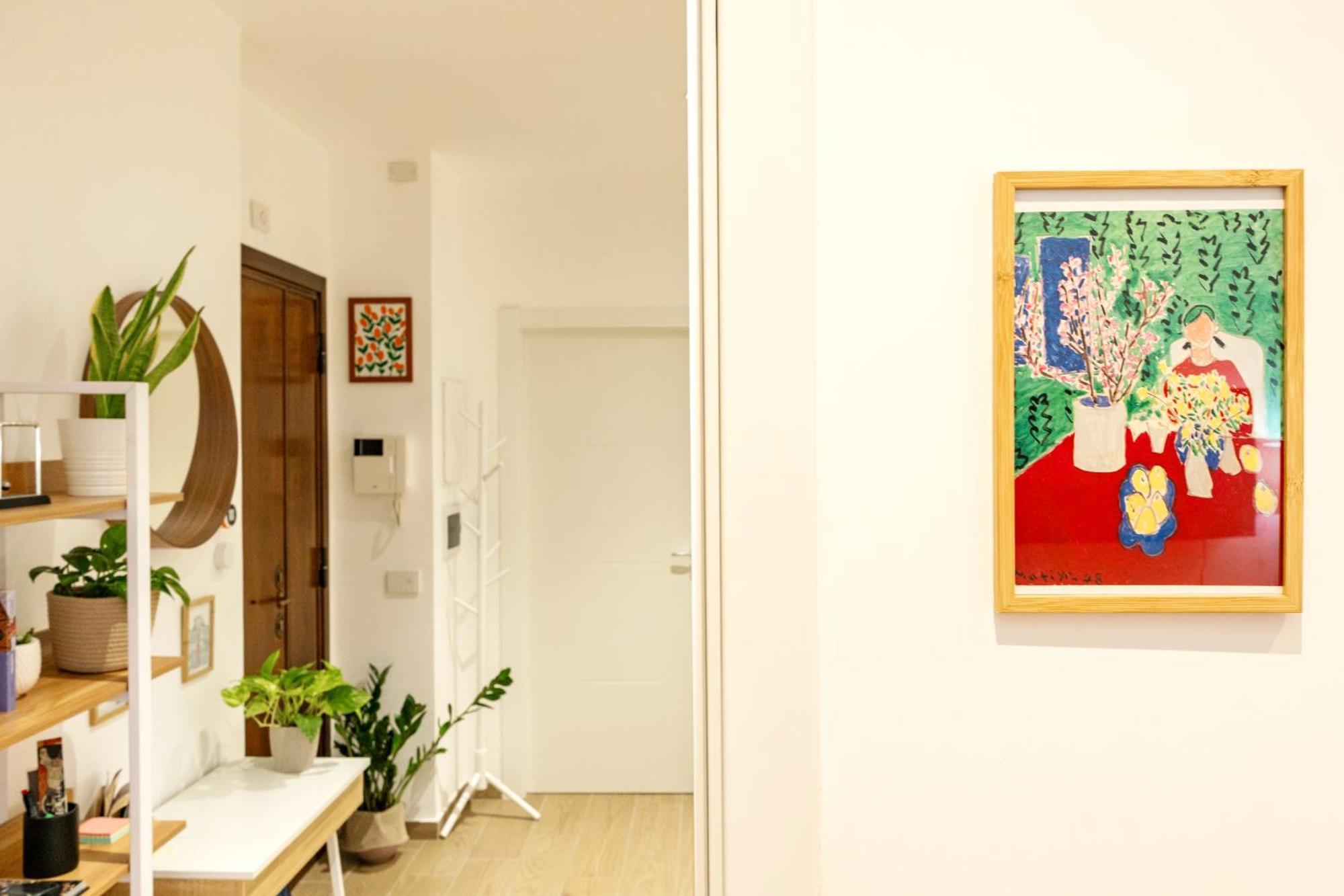 Luminosa Con Bagno Privato Interno - Vicina Metro Alloggio in famiglia